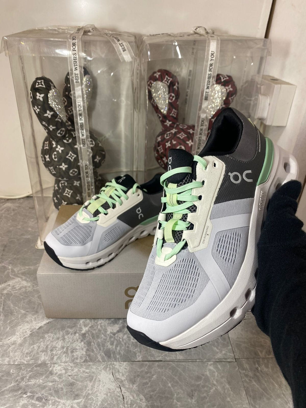 On Cloudrunner 2 Grey/Sage Running Shoes