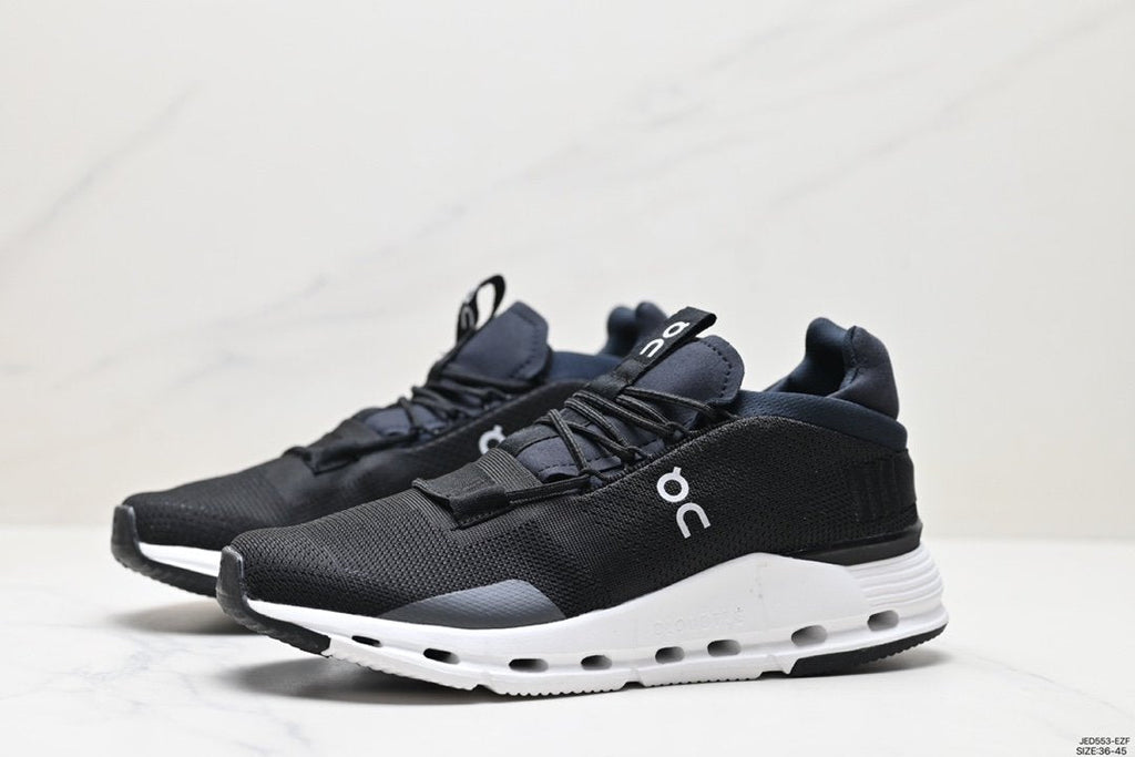 On Cloudnova B/B Lifestyle Sneakers