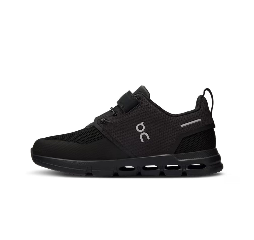 On Little Kids' Cloud Play Black Athletic Shoes