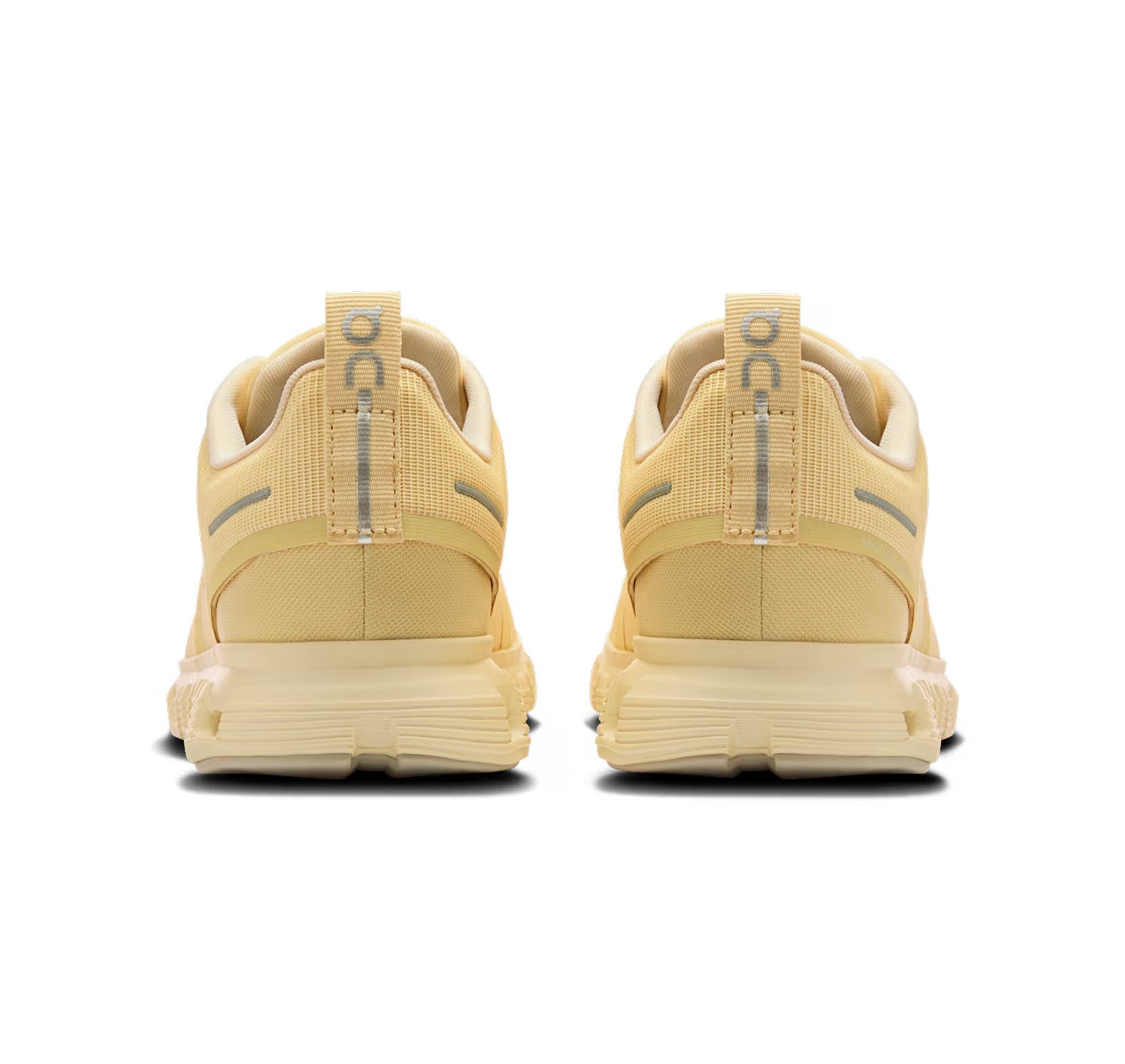 On Women's Cloud 6 Waterproof Nectar/Castor Lifestyle Sneakers