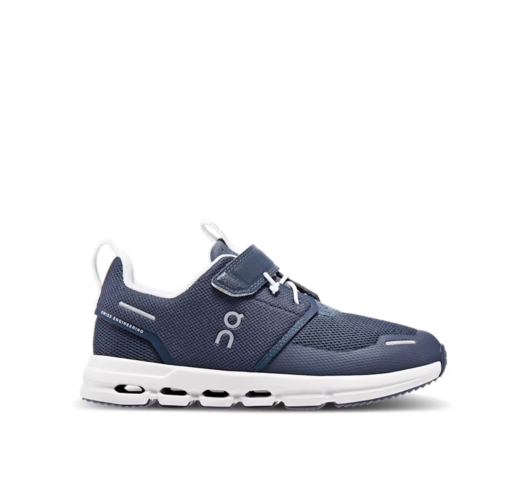 On Little Kids' Cloud Play Midnight/White Athletic Shoes
