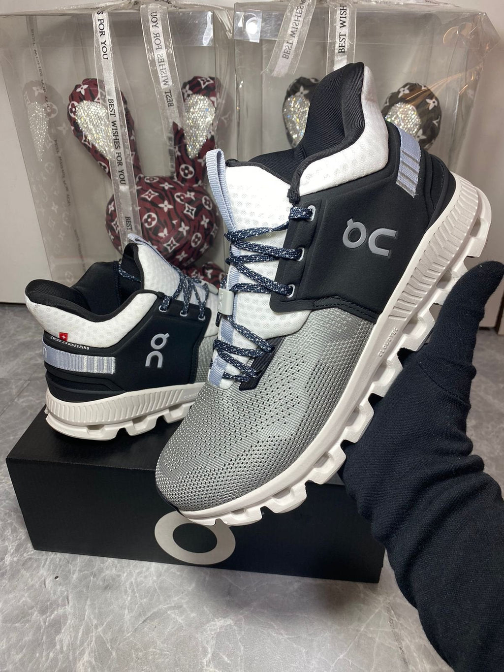 On Cloud Hi Edge Lifestyle Sneakers