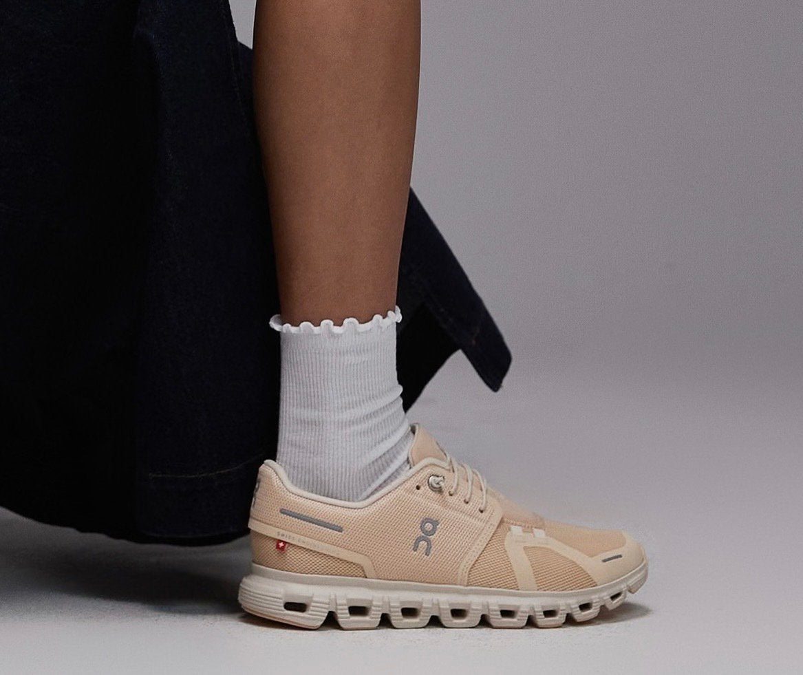 On Cloud 6 Blonde Dew Lifestyle Sneakers