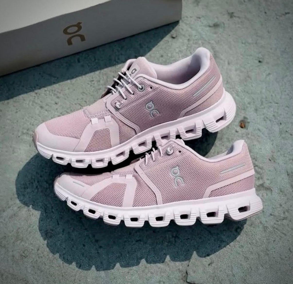 On Cloud 6 Mauve Orchid Lifestyle Sneakers