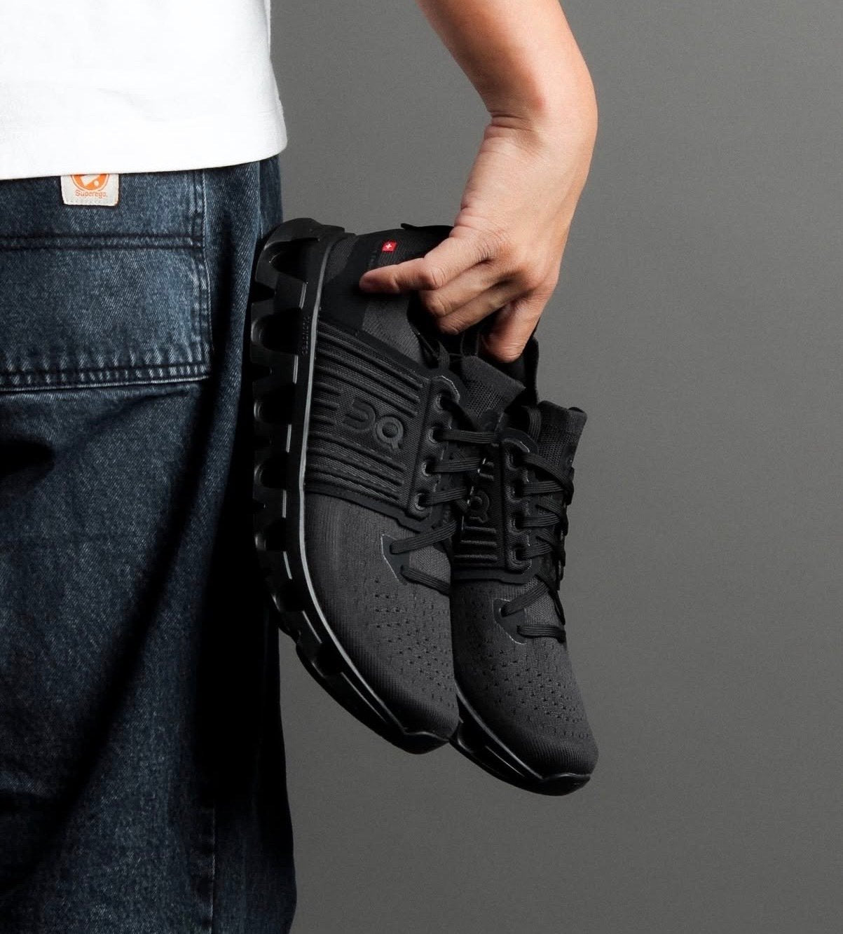 On Cloudswift 4 Black Eclipse Running Shoes