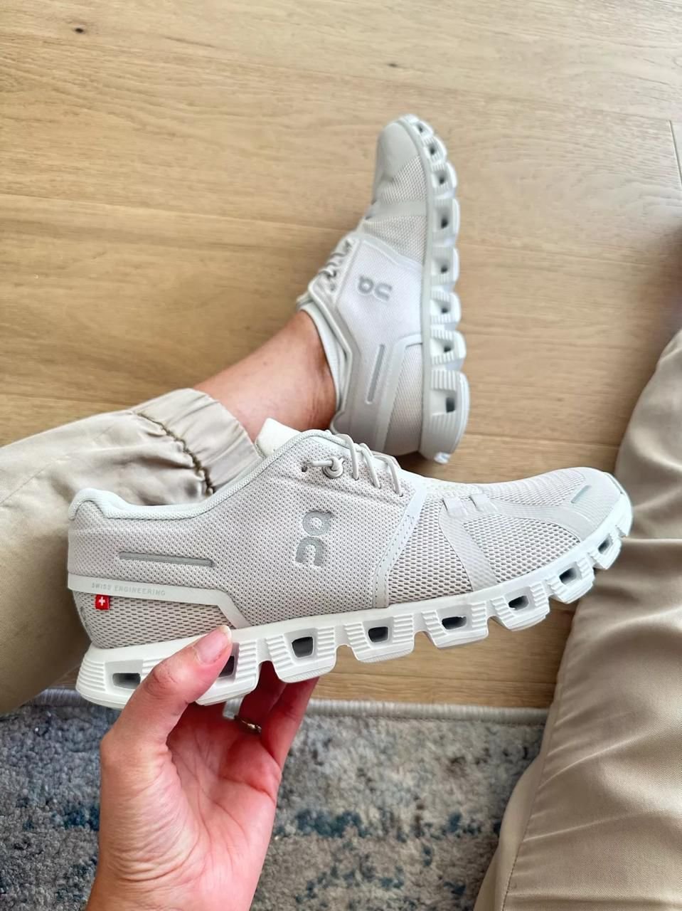On Cloud 5 Pearl White Lifestyle Sneakers