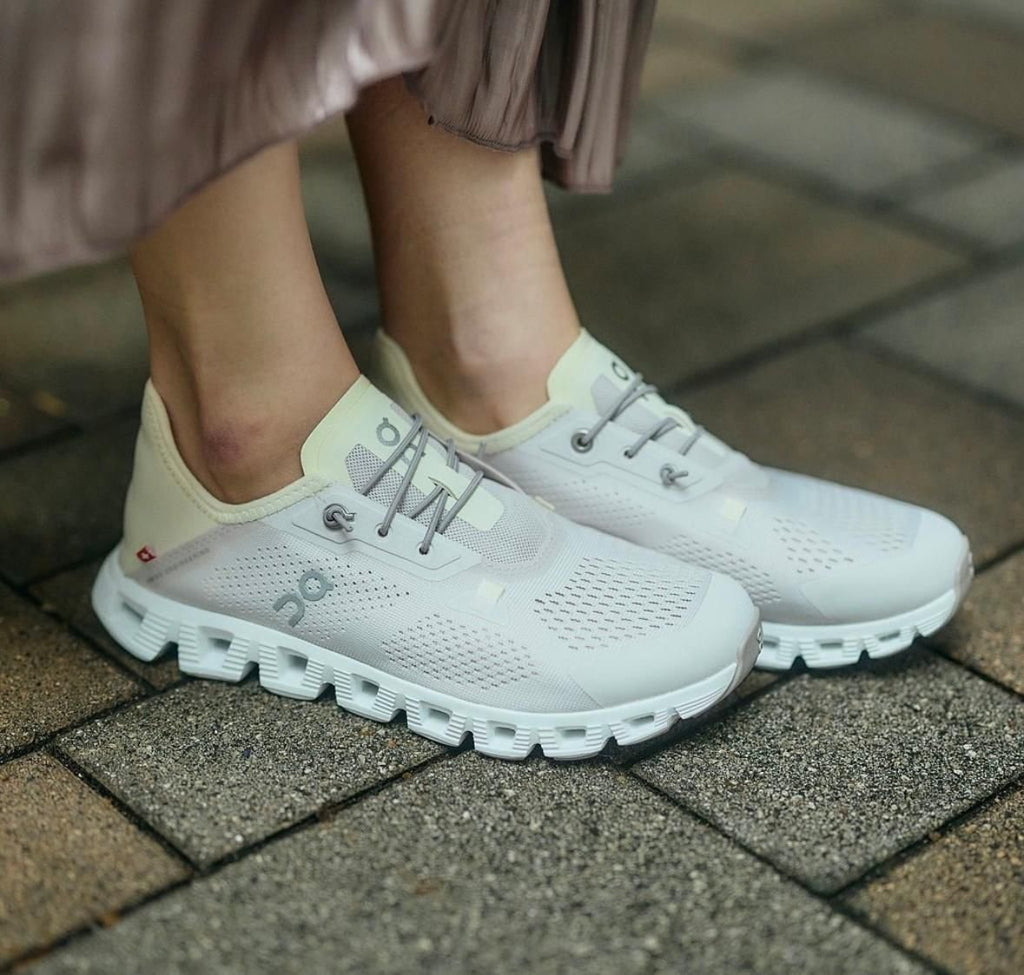 On Cloud 5 Coast Sand/Ray Lifestyle Sneakers