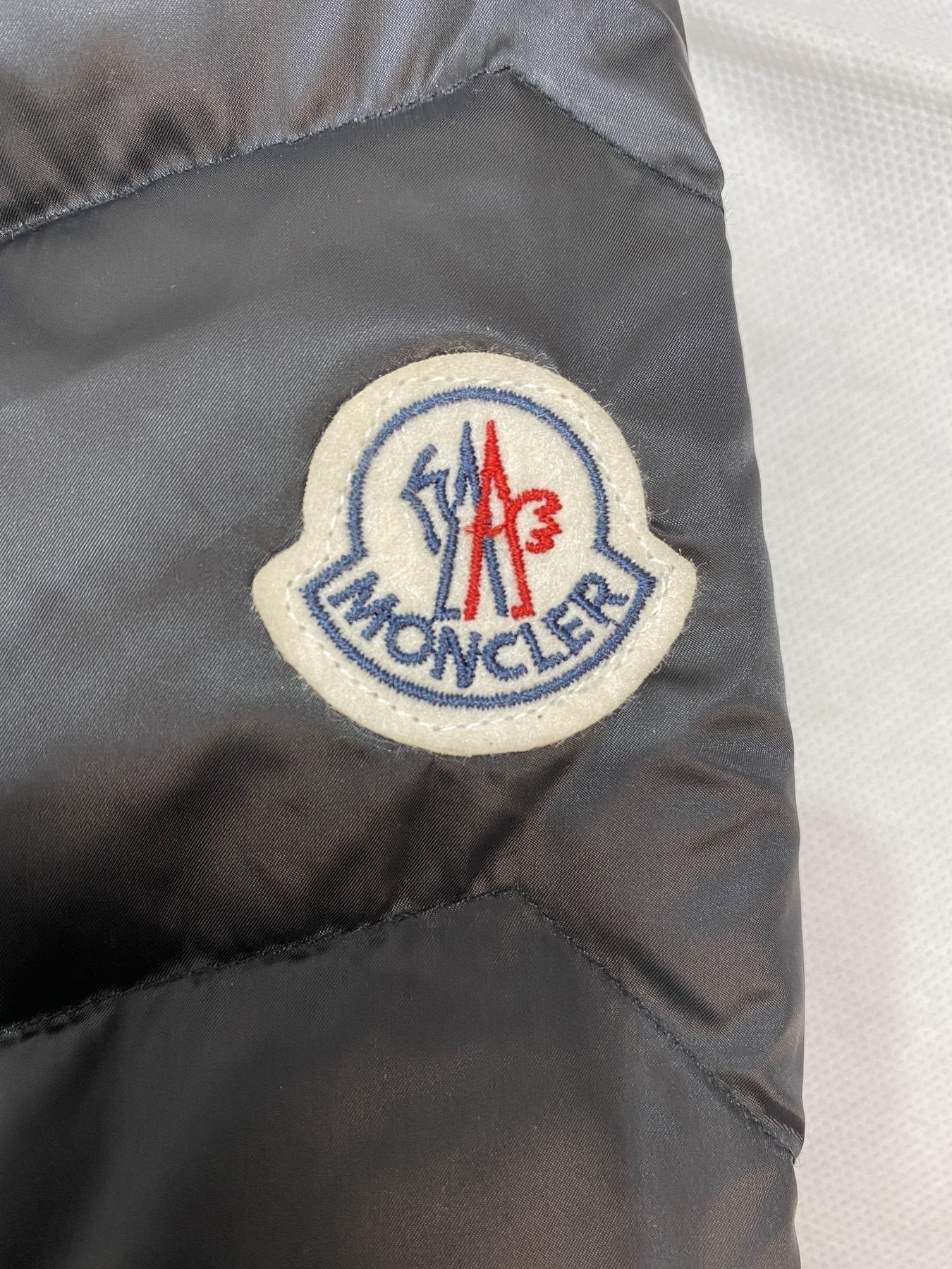 Moncler Fur-Trim Hood Belted Short Down Coat — detail