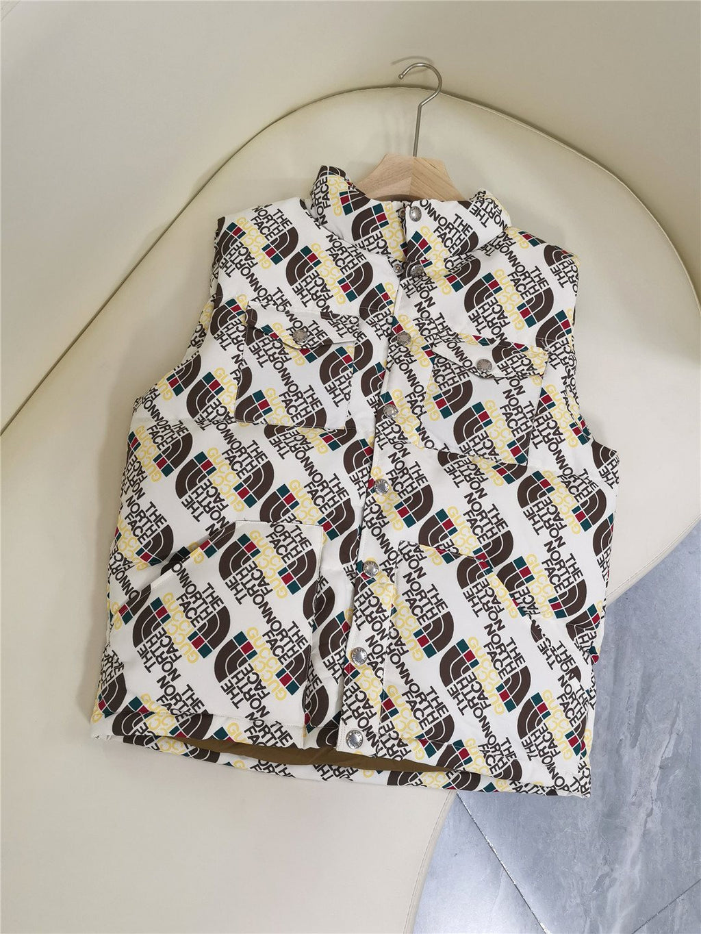 The North Face x Gucci White Diagonal Logo-Print Quilted Vest — hero
