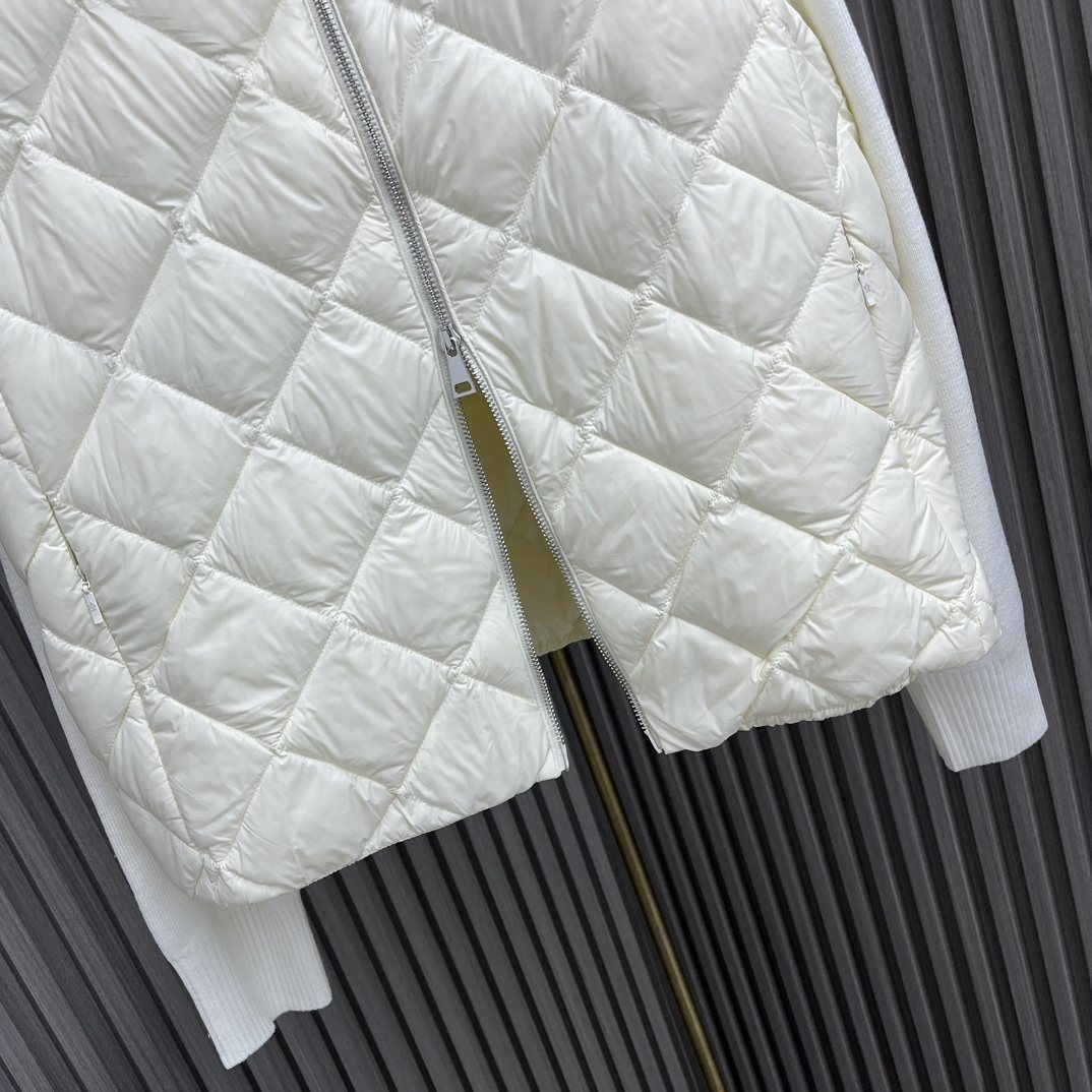 Moncler Diamond-Quilted Knit Sleeve Down Coat — detail