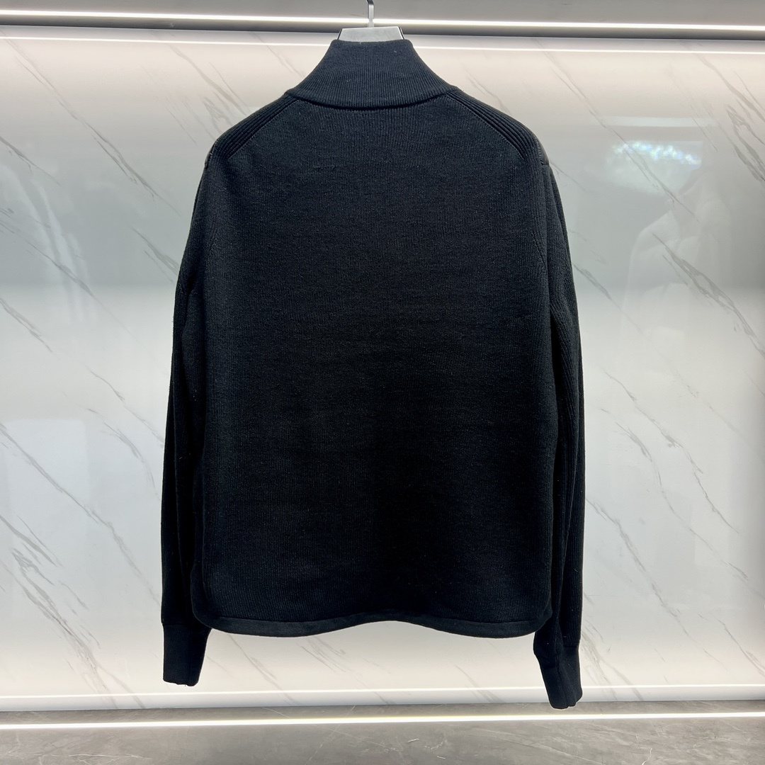 Dior Oblique Sweater Sleeve Down Jacket — back