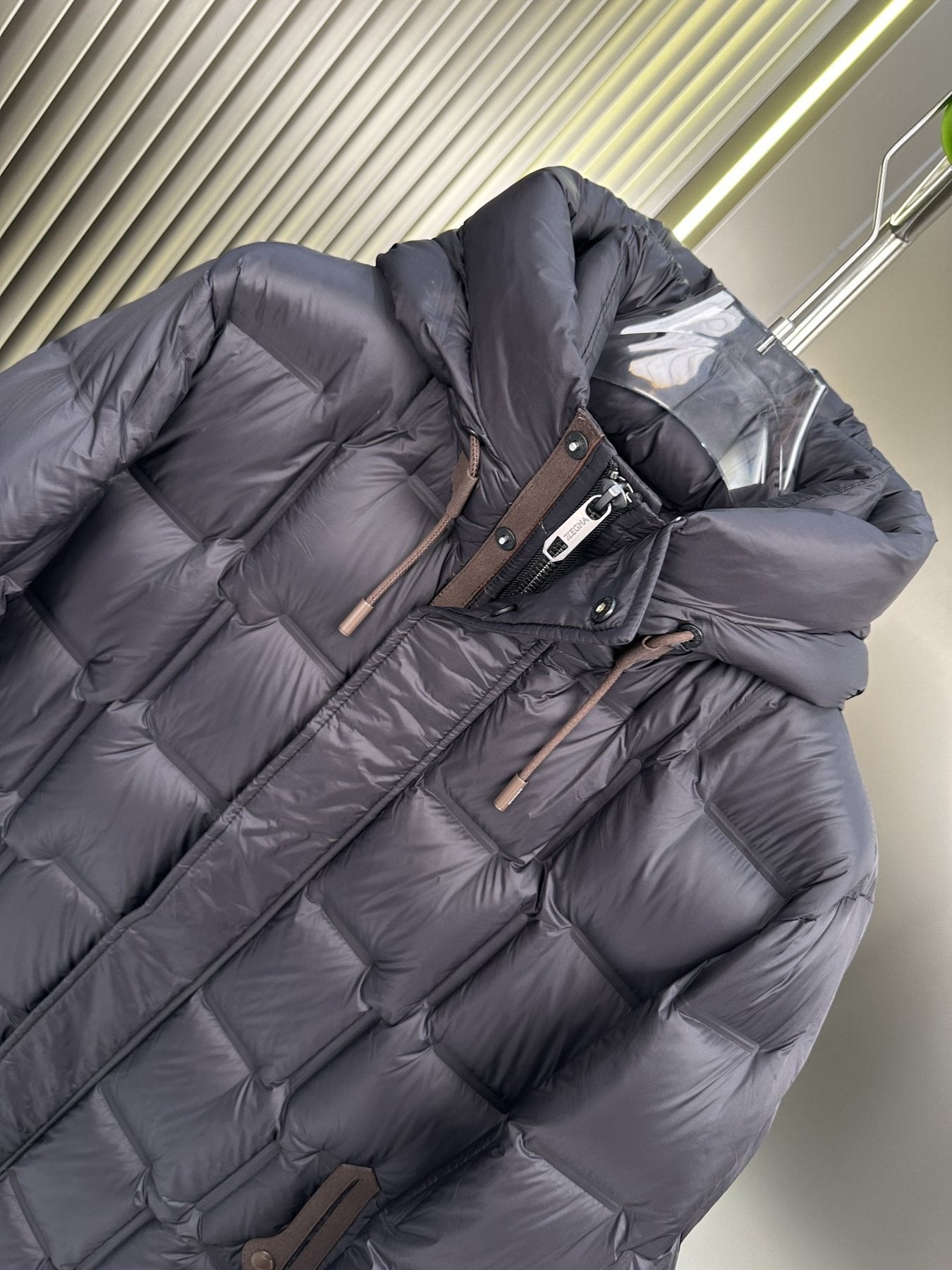 Zegna Quilted Hooded Short Down Coat — detail