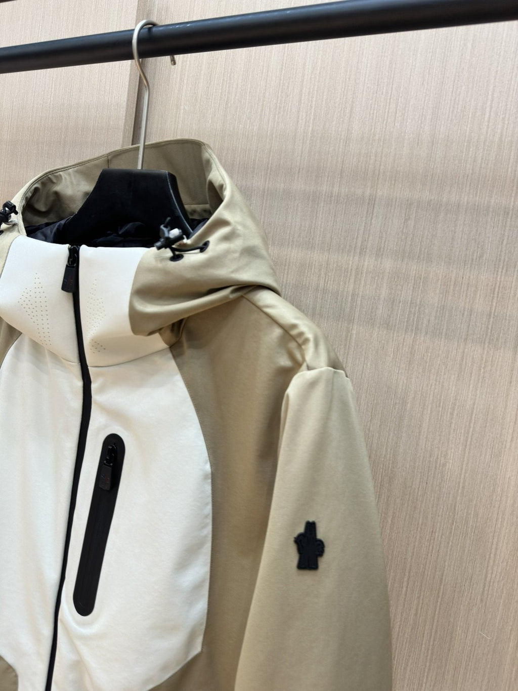 Moncler Color-Block Hooded Puffer Coat — detail