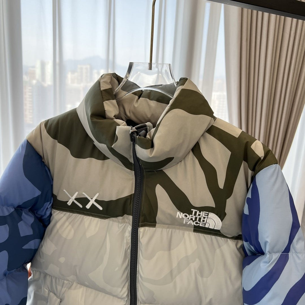 The North Face Camouflage Puffer Jacket — detail