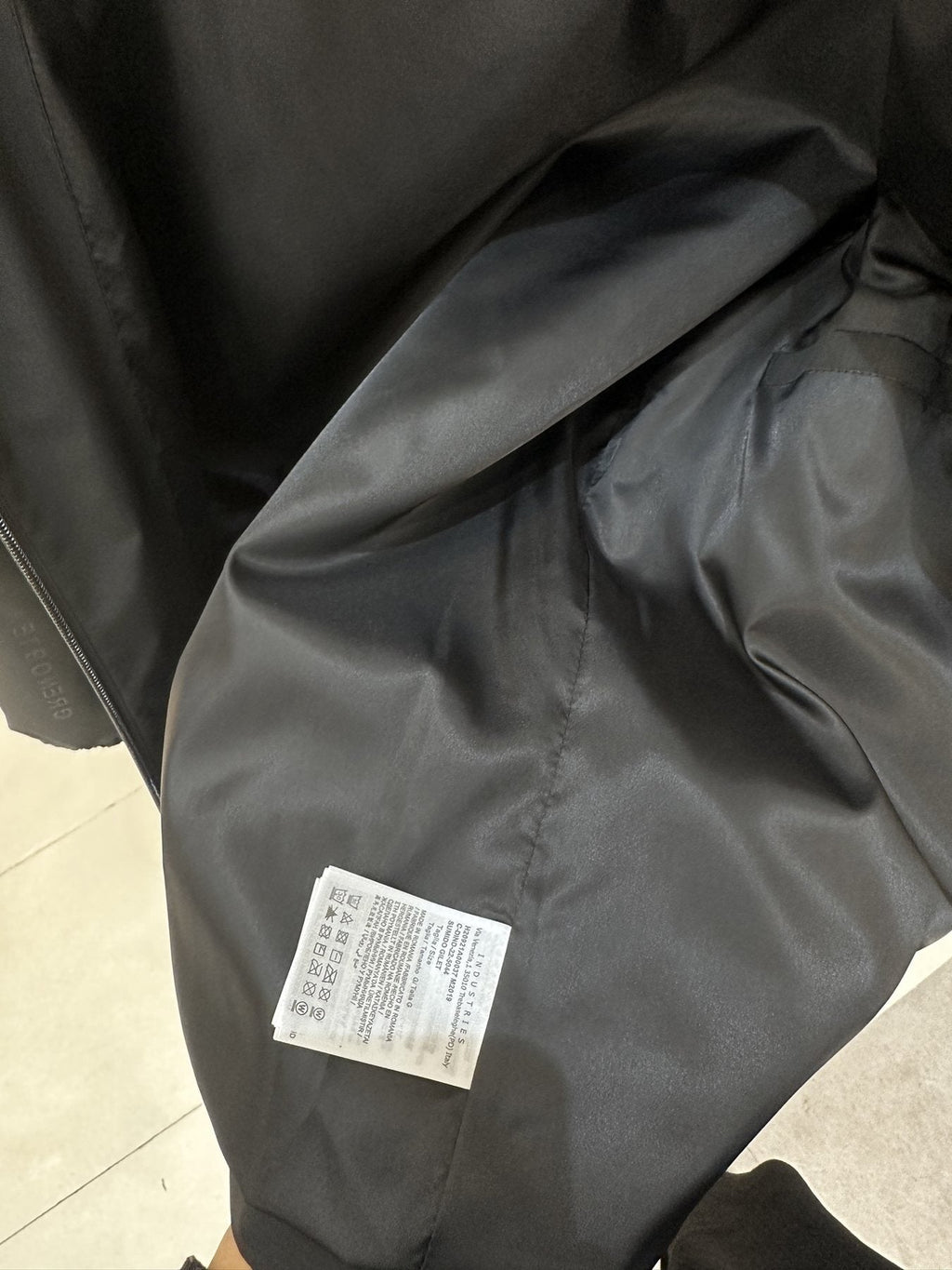 Moncler Hooded Zip-Front Jacket — fabric_closeup