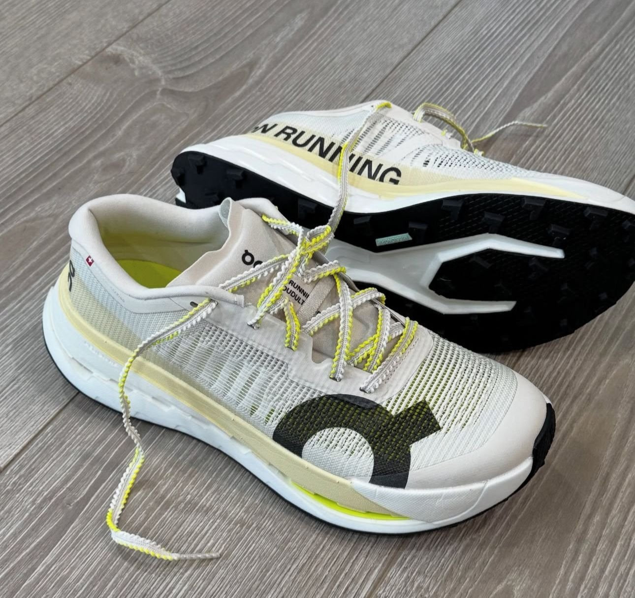 On Cloudultra 3 Pearl/Lychee Trail Running Shoes