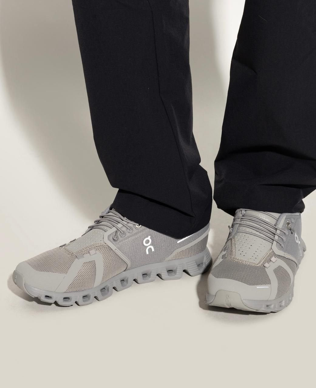 On Cloud 5 Fog Alloy Lifestyle Sneakers