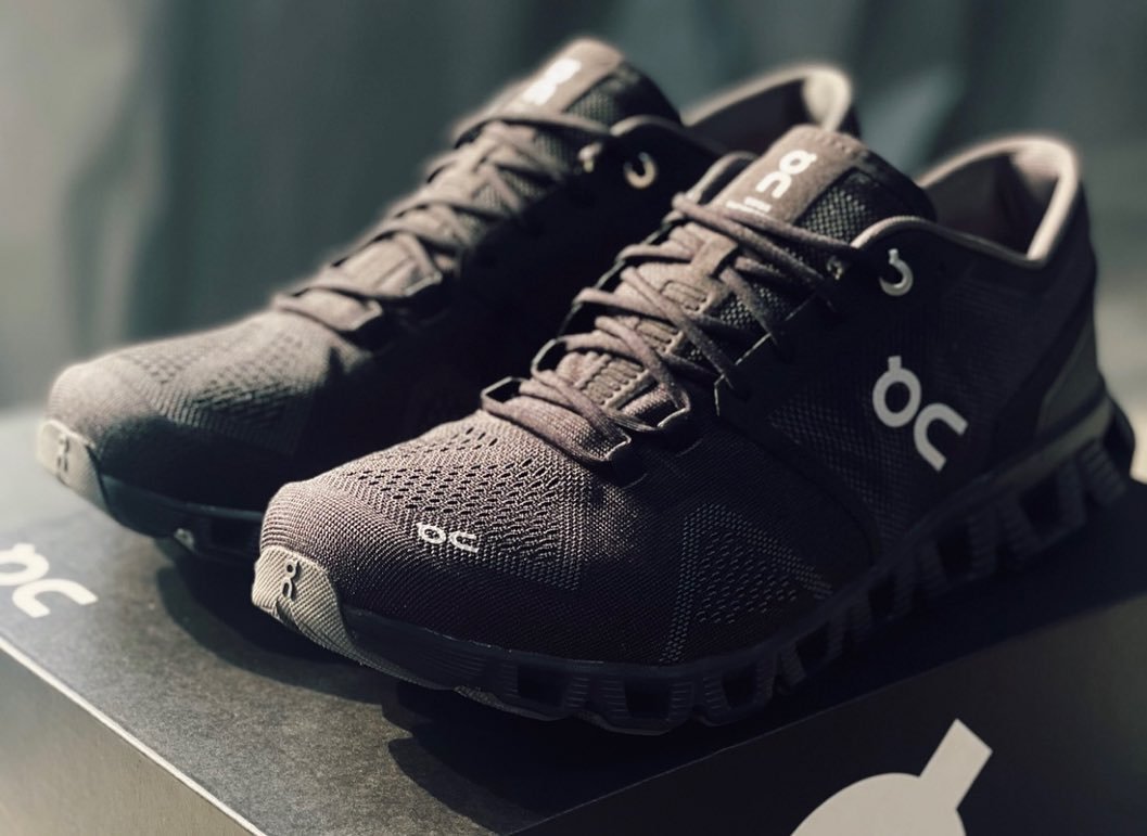 On Cloud X Full Black Training Shoes