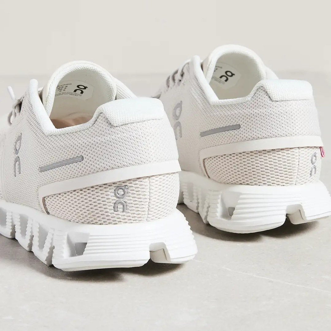 On Cloud 5 Lifestyle Sneakers