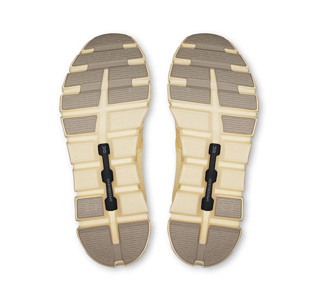 On Women's Cloud 6 Waterproof Nectar/Castor Lifestyle Sneakers