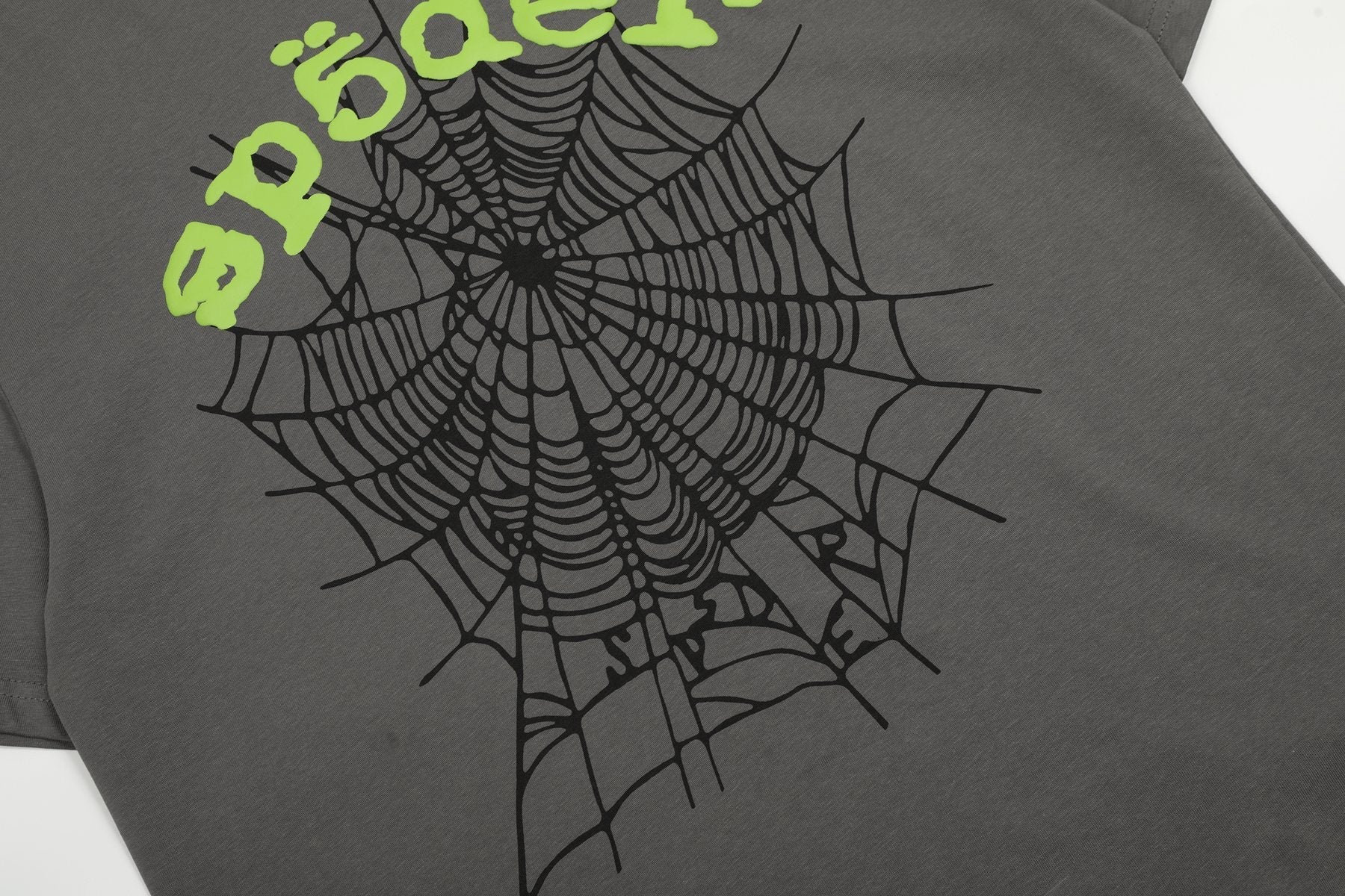 Sp5der Spiderweb Graphic T-Shirt — detail