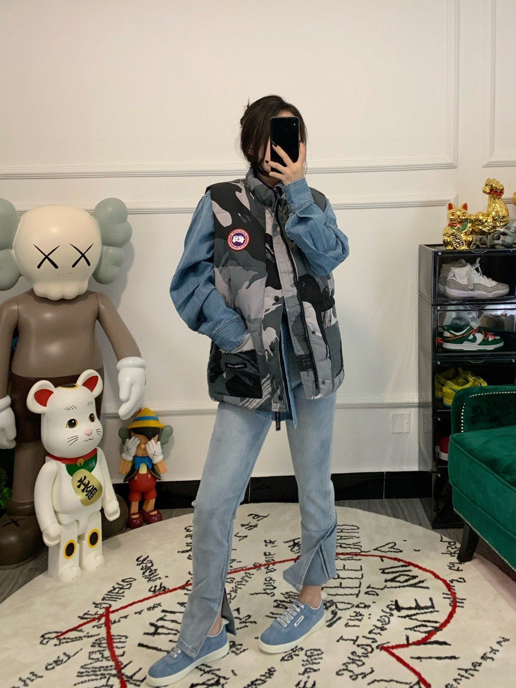 Canada Goose Quilted Snap-Front Vest — model