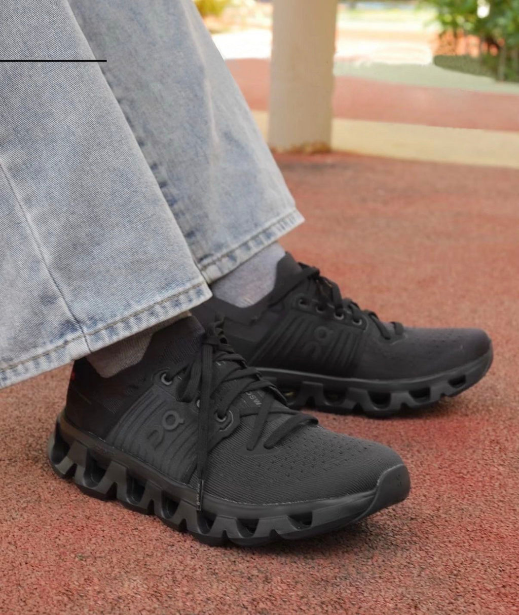 On Cloudswift 4 Black Eclipse Running Shoes
