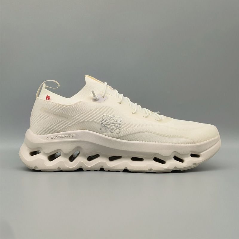 LOEWE x On Cloudtilt Beige Lifestyle Sneakers