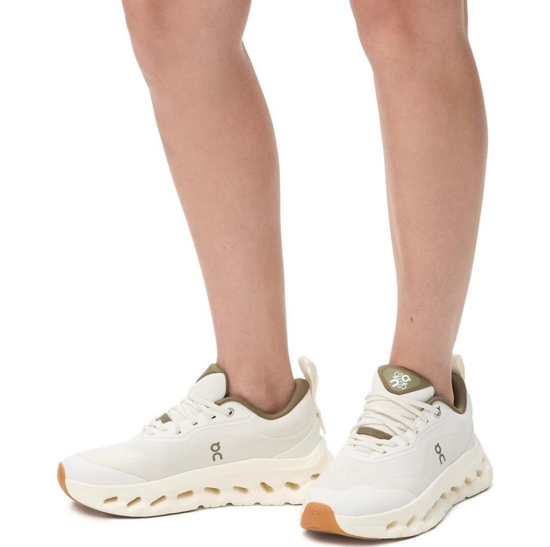 LOEWE x On Cloudtilt 2.0 White/Brown Lifestyle Sneakers